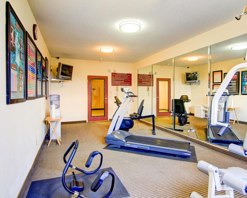 Hotel Econo &