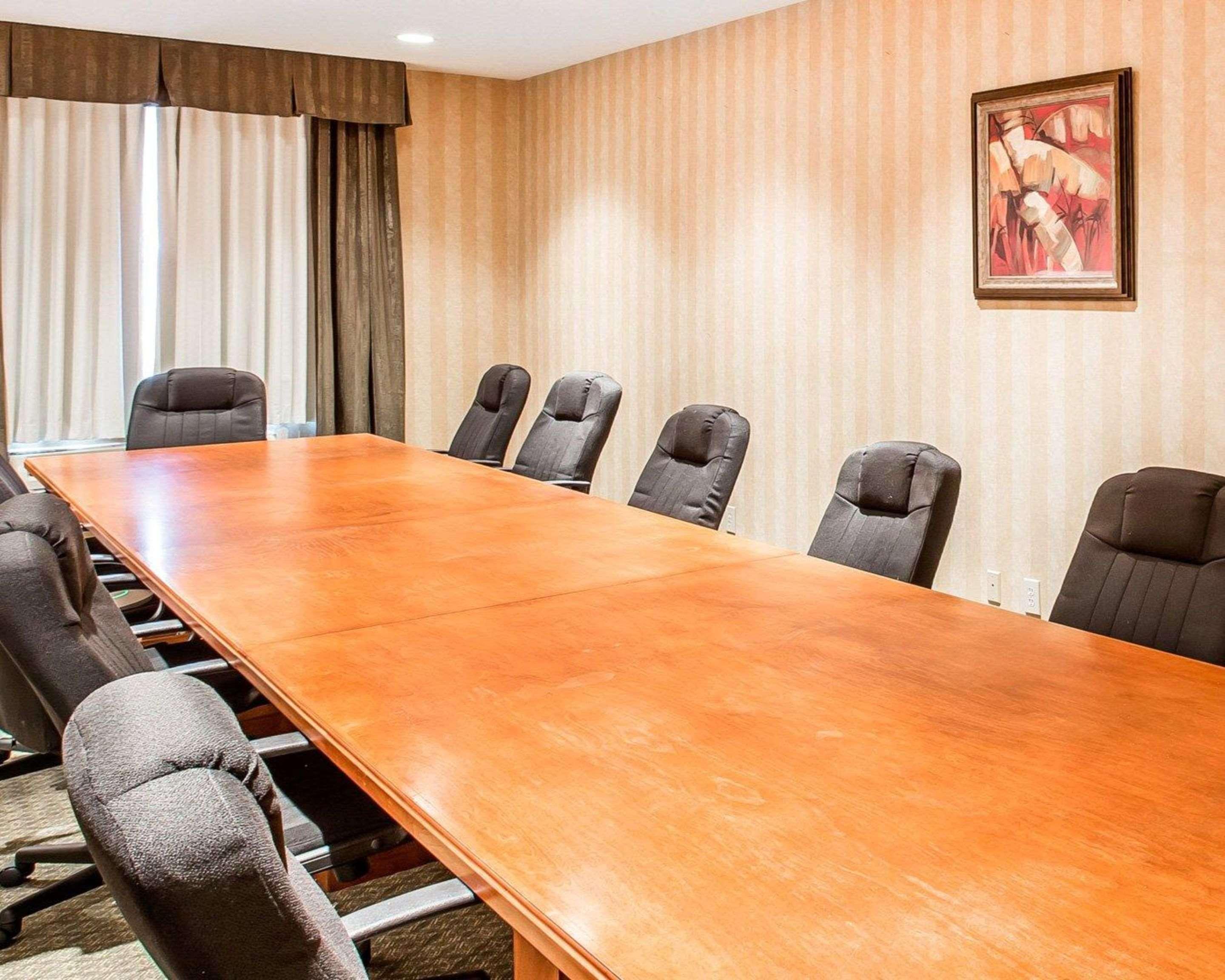 Hotel Econo & Douglasville