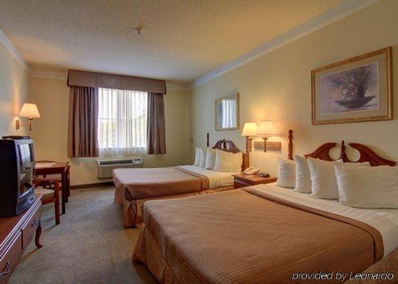 Hotel Econo & Douglasville